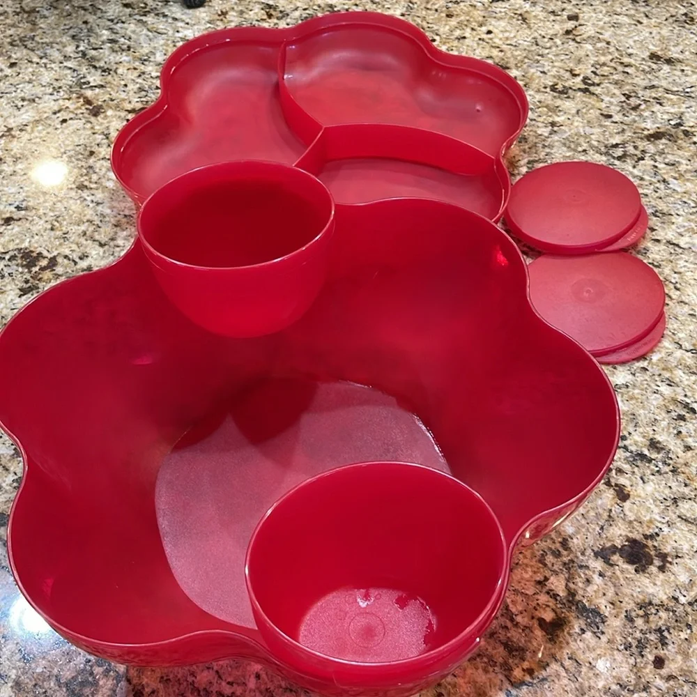 Vintage Tupperware Chip N’ Dip Set